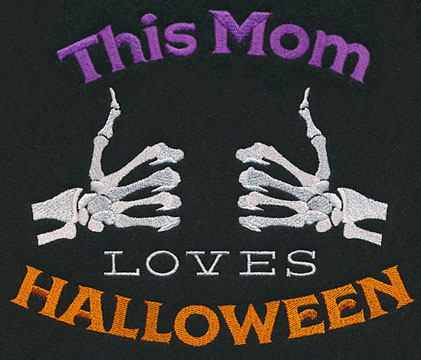 This Mom Loves Halloween *